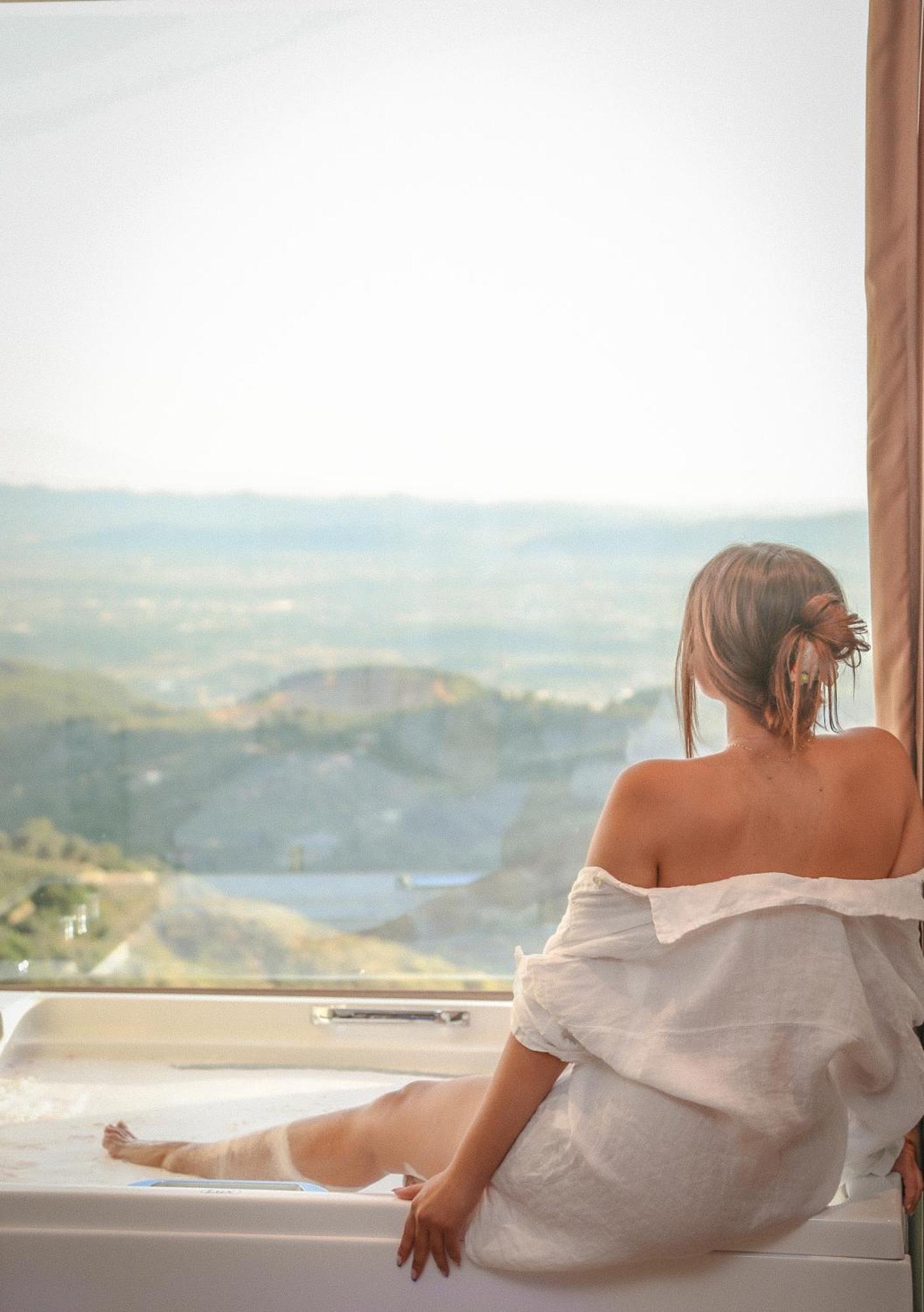 Z Art Hotel Kruje Luaran gambar