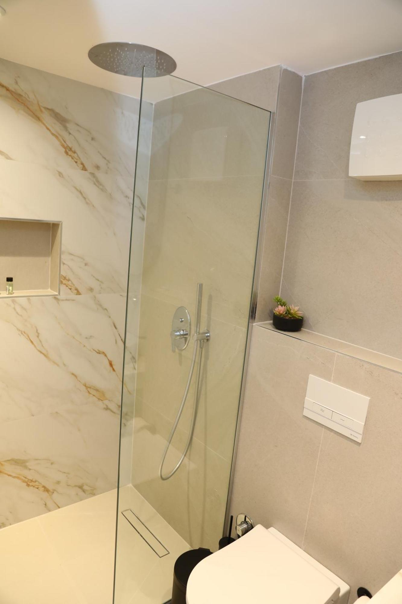 Z Art Hotel Kruje Luaran gambar