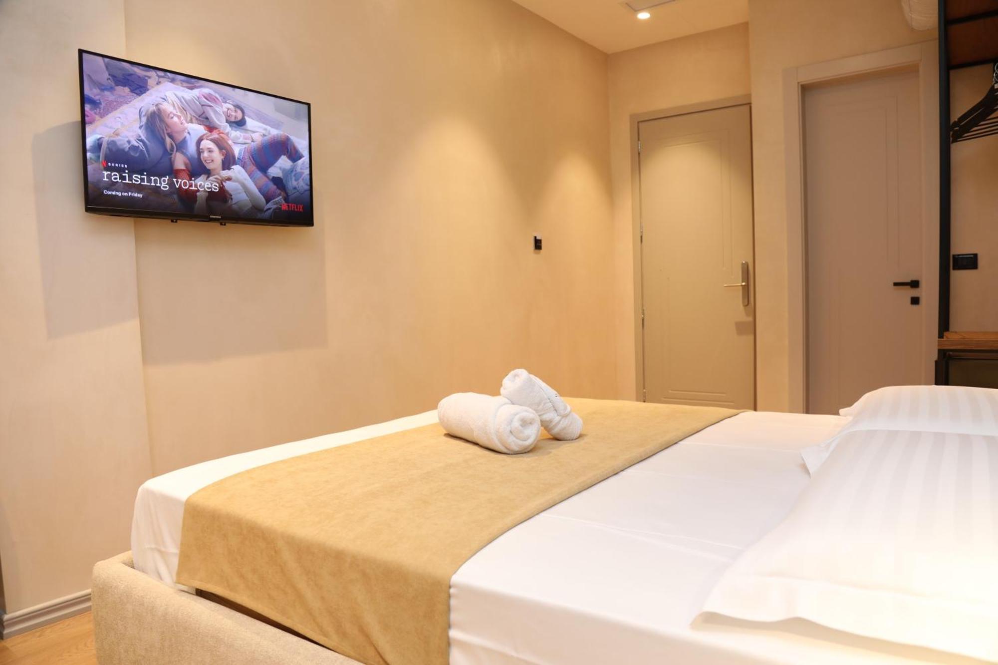 Z Art Hotel Kruje Luaran gambar