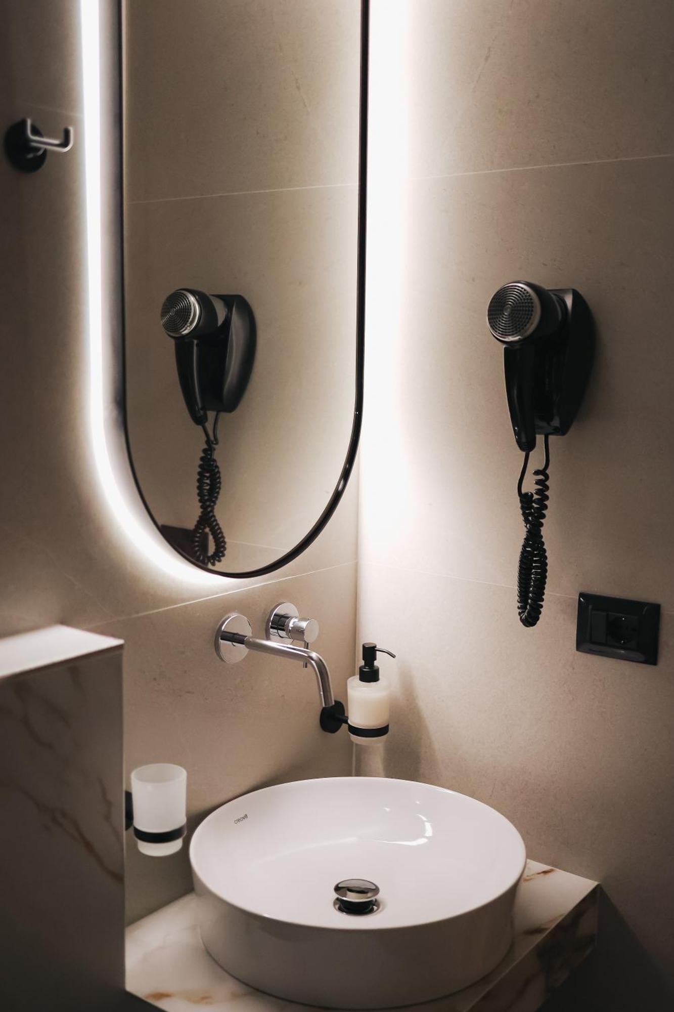 Z Art Hotel Kruje Luaran gambar
